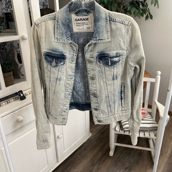Garage XS Acid Wash Denim Jacket like new - Picture 3 of 7
